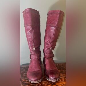 Women's Burgundy Leather Boots